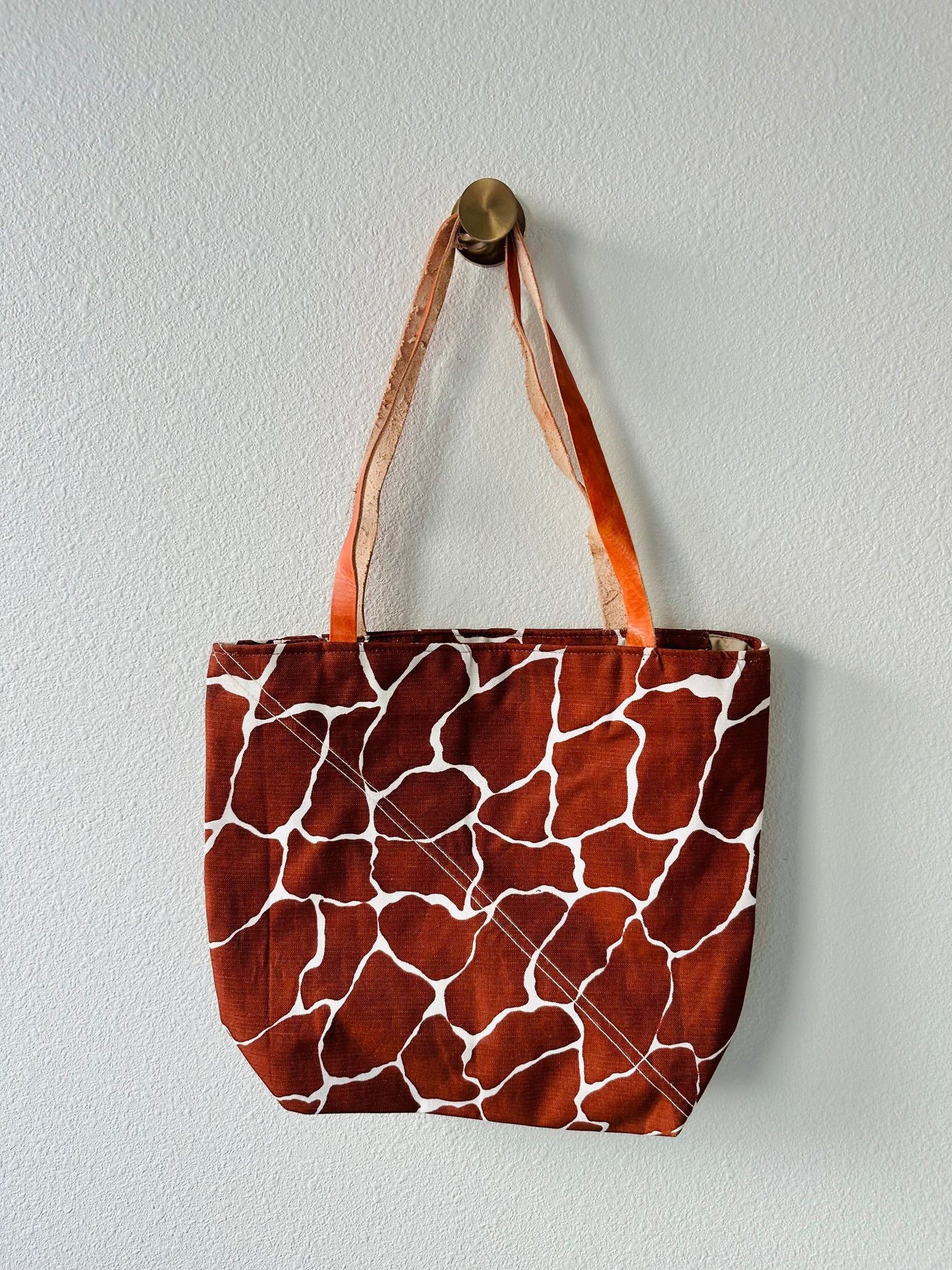 Giraffe Tote Bag